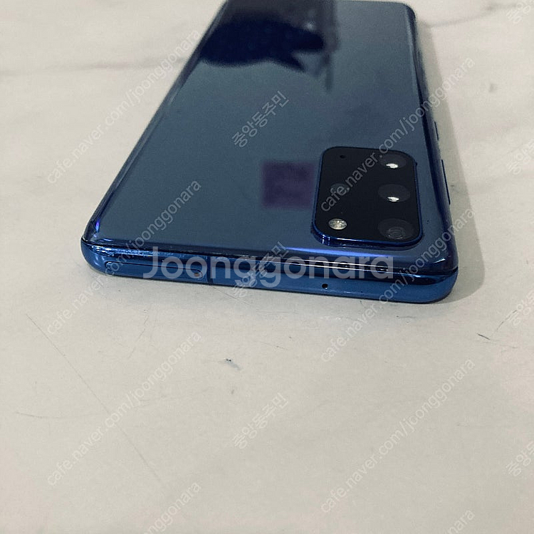 갤럭시 S20플러스+ 찐블루 256용량 외관깨끗 10만5천원 판매합니다!--2